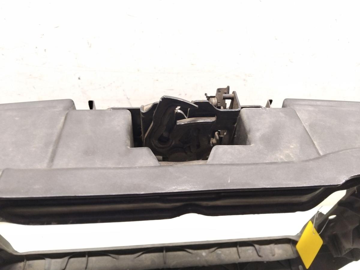 VW Golf 4 original Schlosstr&auml;ger Frontmittelteil 1.6 77kw ATN Klima BJ2000