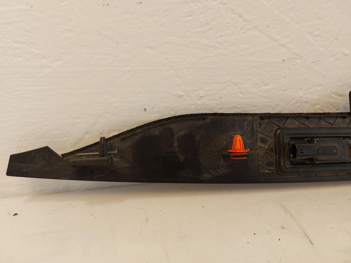 NIO ET7 Elektro Taster Heckklappe Griffleiste mit Kennzeichenleuchten OEM