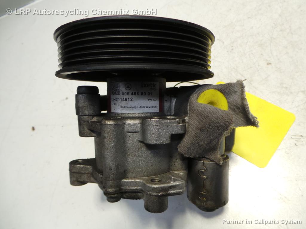 Mercedes (E) Klasse C207 BJ 09,Servopumpe Hydraulikpumpe 0054668001 LH2114612