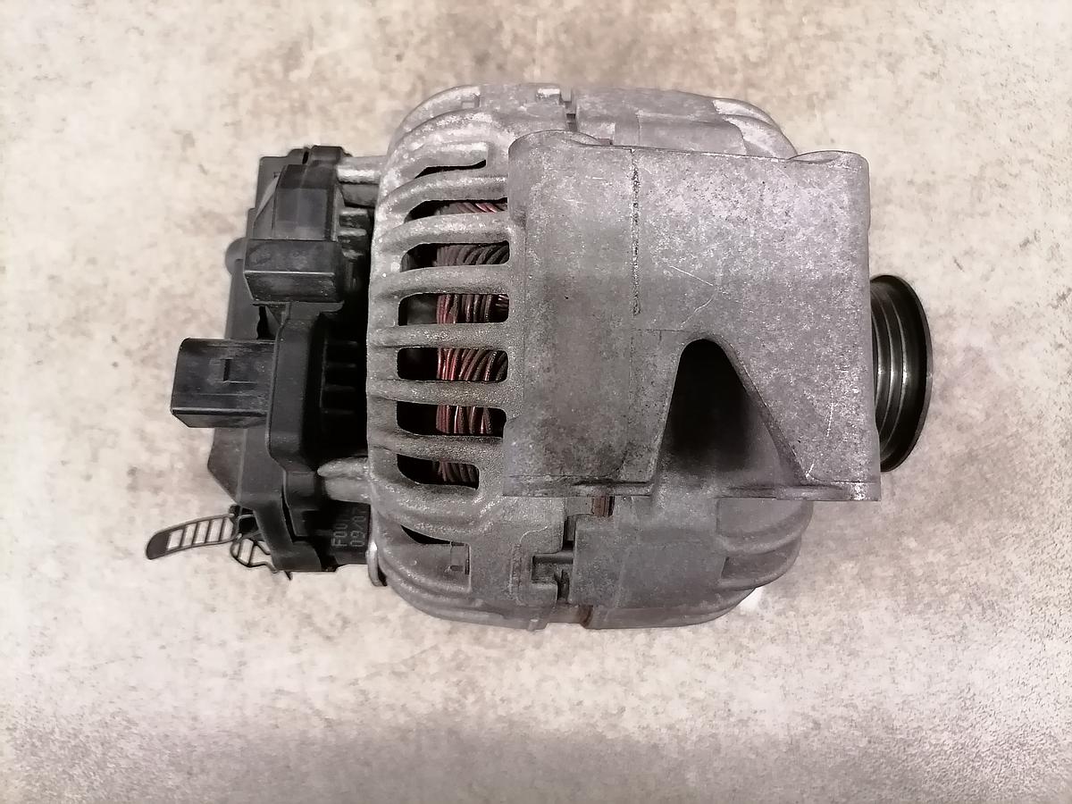 Audi A4 B7 Lichtmaschine 06B903016Q Generator 1.8T 120KW Bosch BJ2002