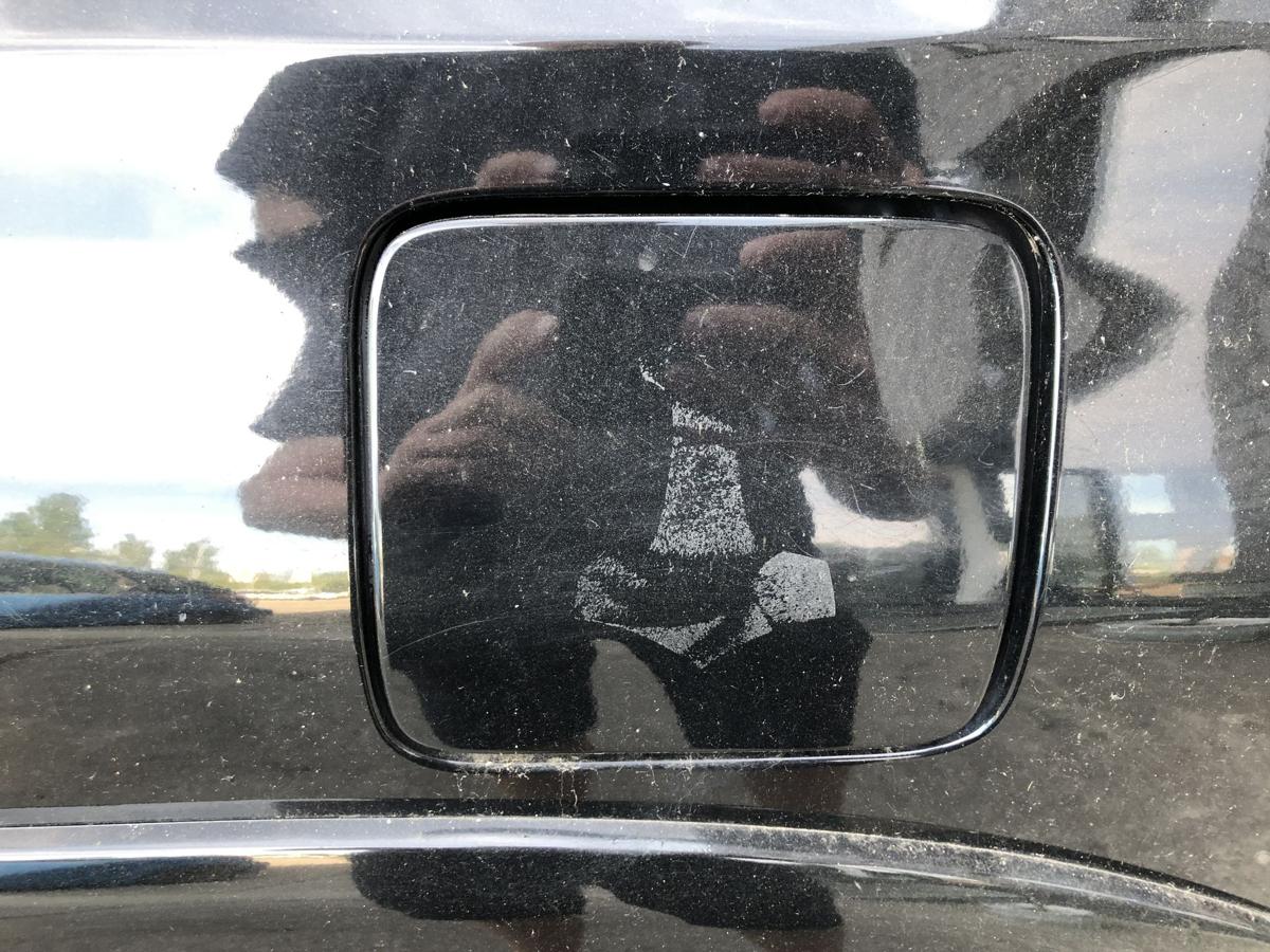 Mazda Tribute EP ab 2004 Tankklappe Tankdeckel Tankverschluss schwarz Metall