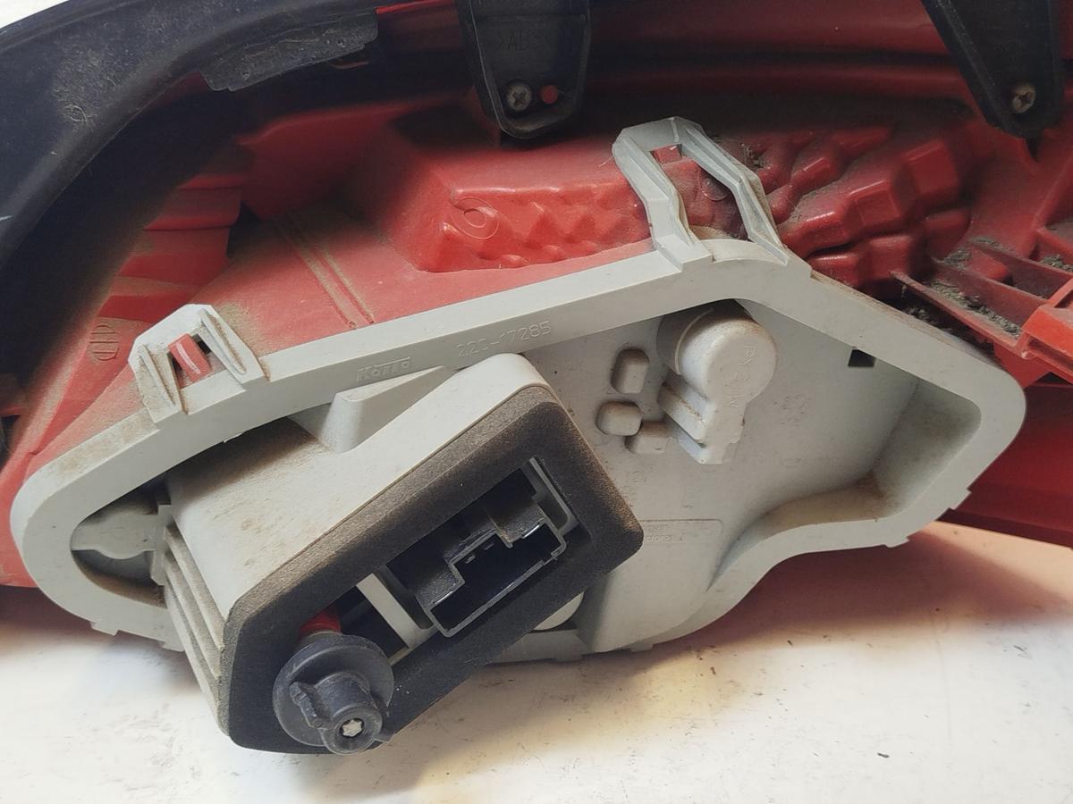 Peugeot 508 ND NE bis14 R&uuml;ckleuchte links R&uuml;cklicht Heckleuchte Limo bis 2014