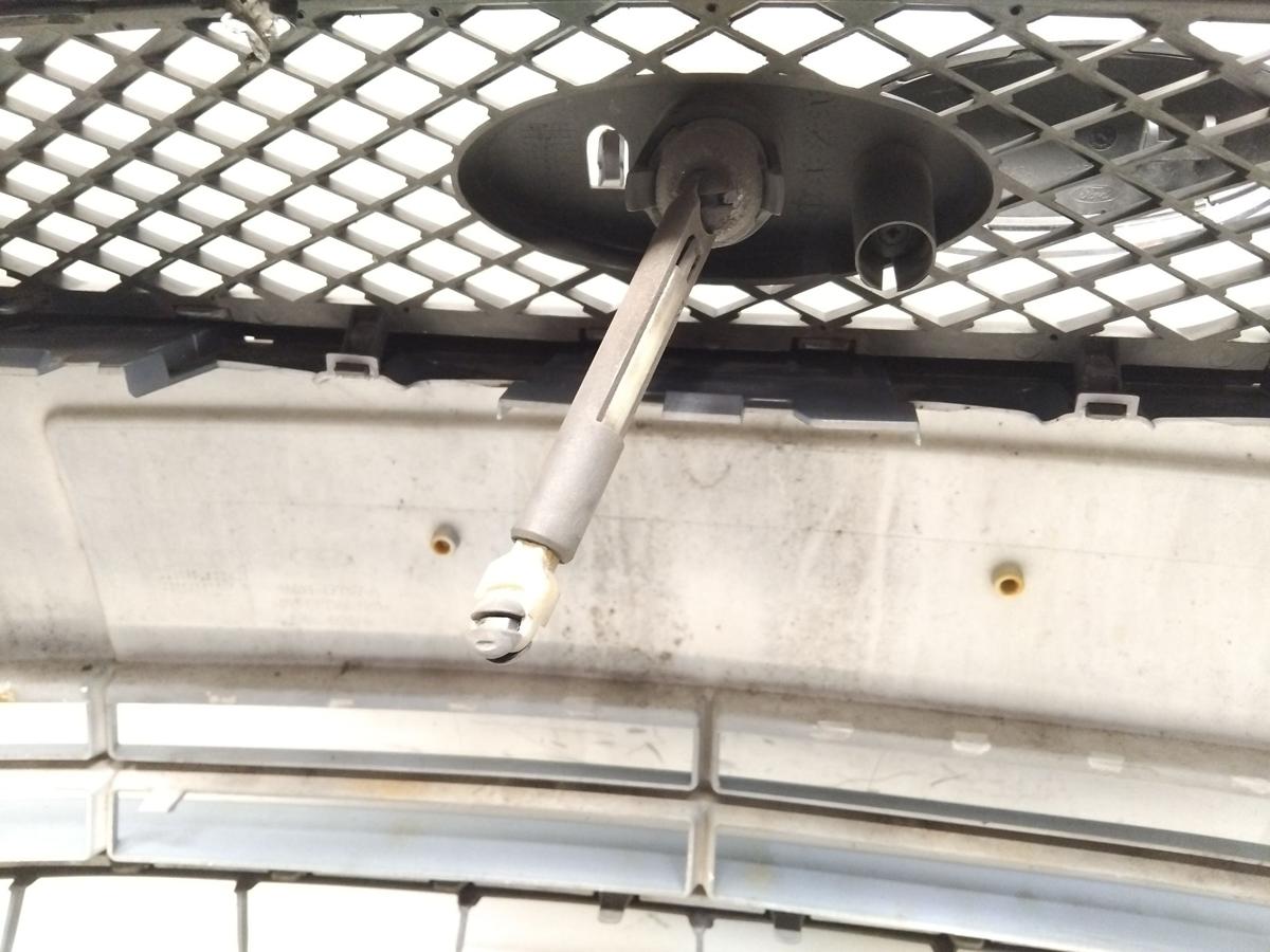 Ford Focus 2 DA3 original Sto&szlig;f&auml;nger Sto&szlig;stange vorn tonic hellblaumet. Bj.2007