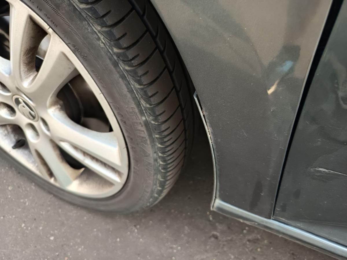 Skoda Fabia III NJ original Kotfl&uuml;gel links Seitenteil F7Y Quarzgrau Bj 2015