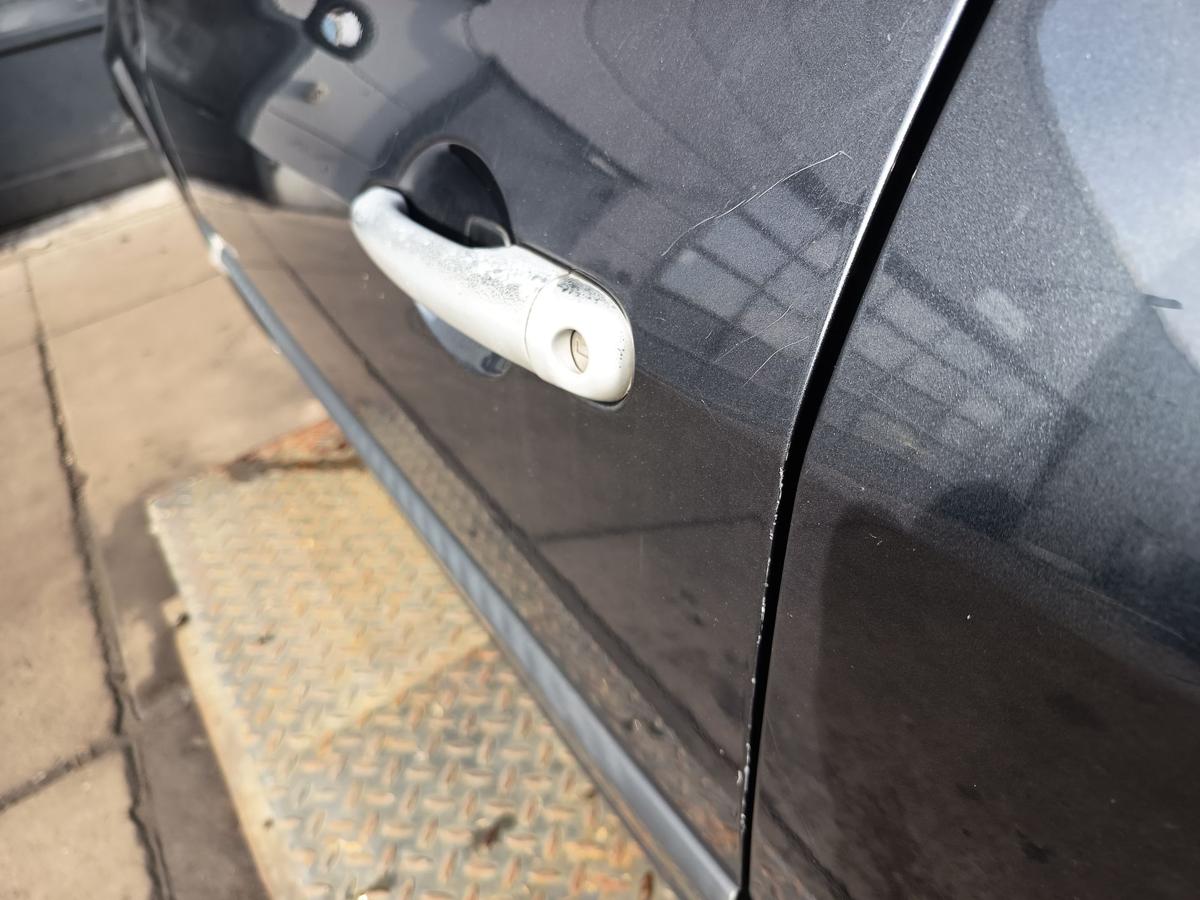 Renault Clio III original T&uuml;r vorn links Fahrer B66 Graphit Bj 2006