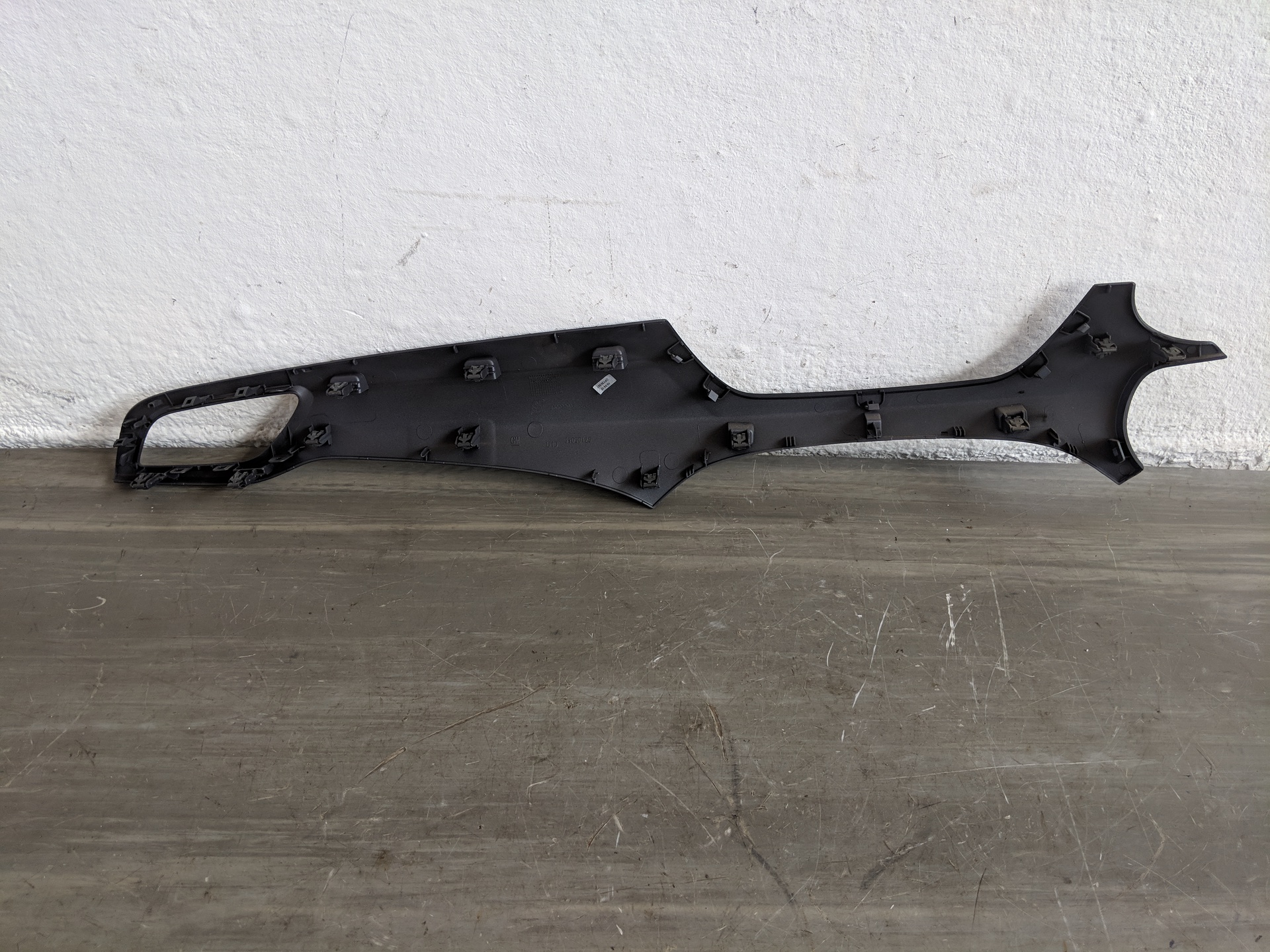 Opel Corsa E Bj16 original Verkleidung Armaturenbrett mitte 39050125