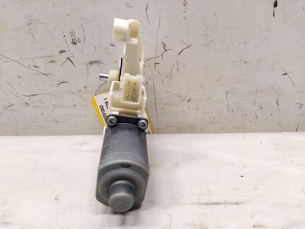 Mercedes Benz Vito 447 original Fensterhebermotor vorn links Bj.2014