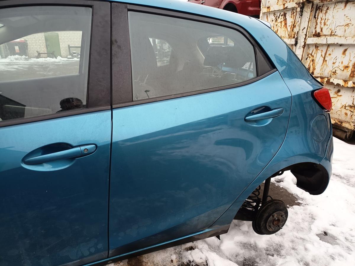 Mazda 2 DE original T&uuml;r hinten links 40E Faroblau met Baujahr 2010