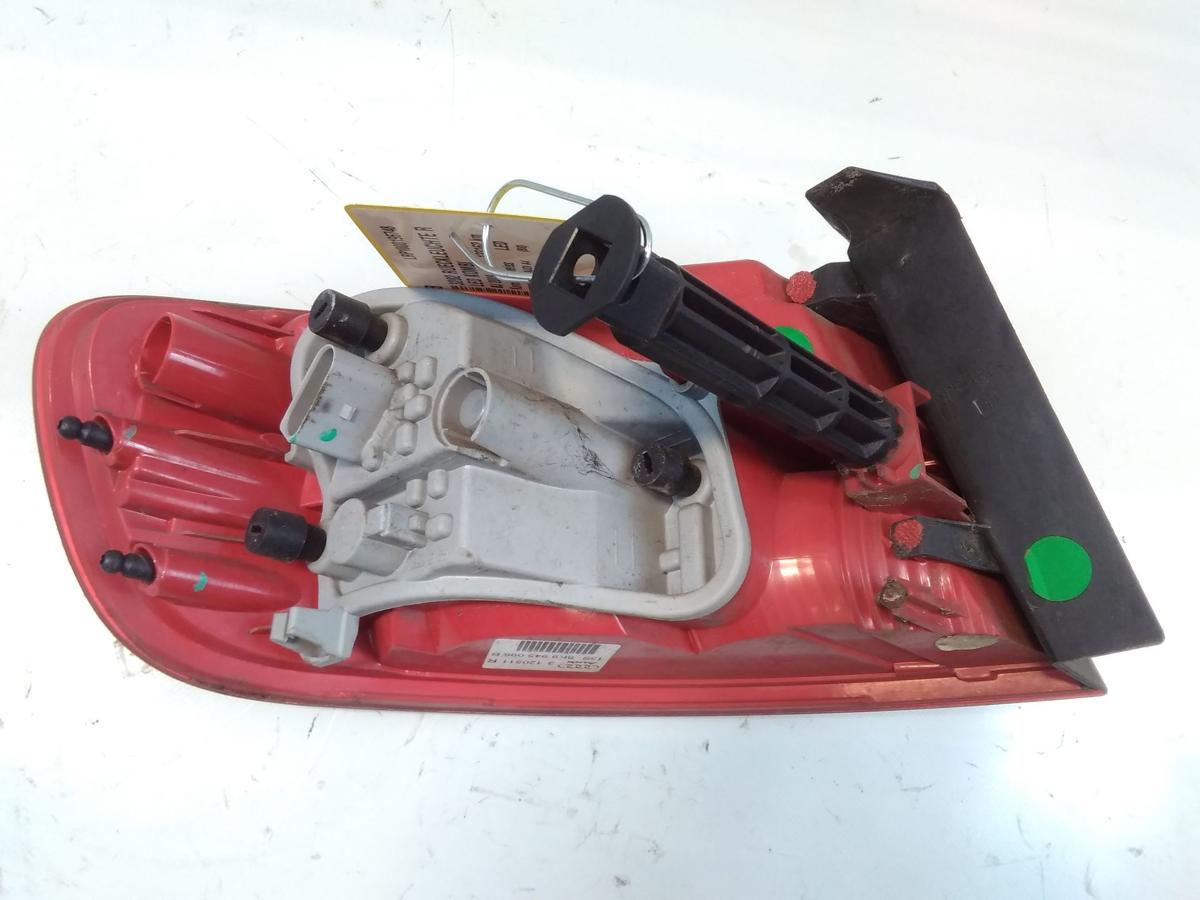 Audi A4 8K B8 Avant original R&uuml;ckleuchte Heckleuchte rechts LED Bj.2009