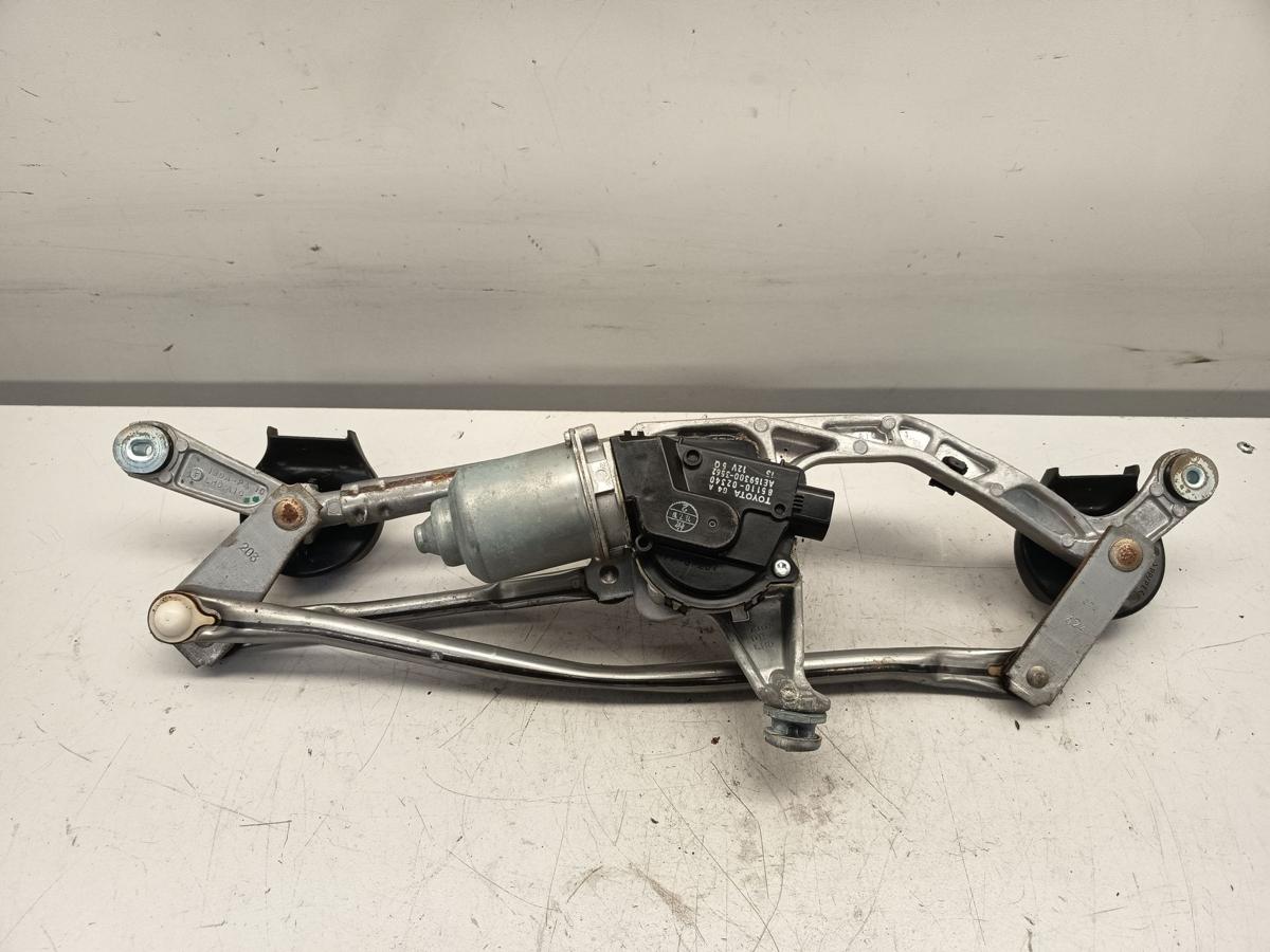 Toyota Auris E18 original Wischermotor vorn/Front 8511002340 mit Gest&auml;nge Bj2013