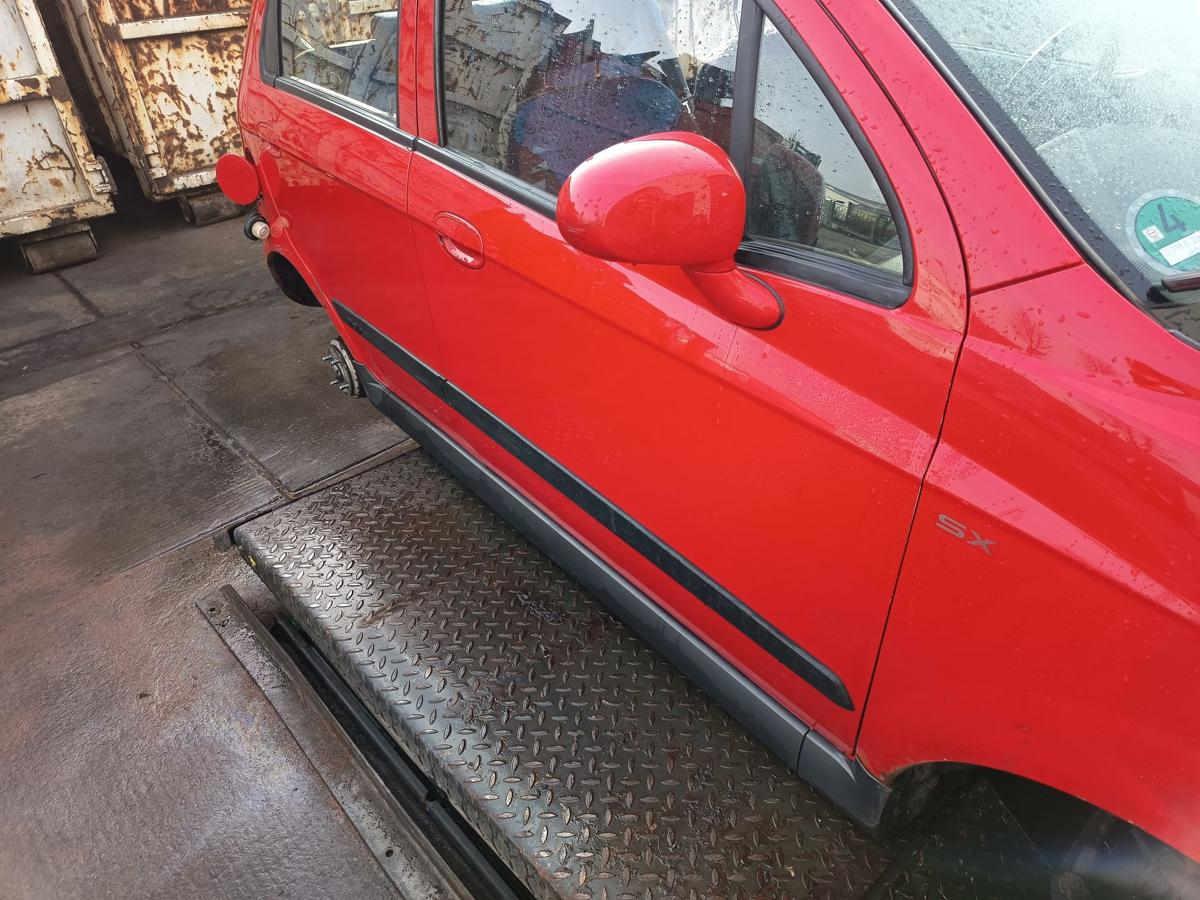 Chevrolet Matiz M200 original T&uuml;r vorn rechts Beifahrer 71U Super red Bj 2009