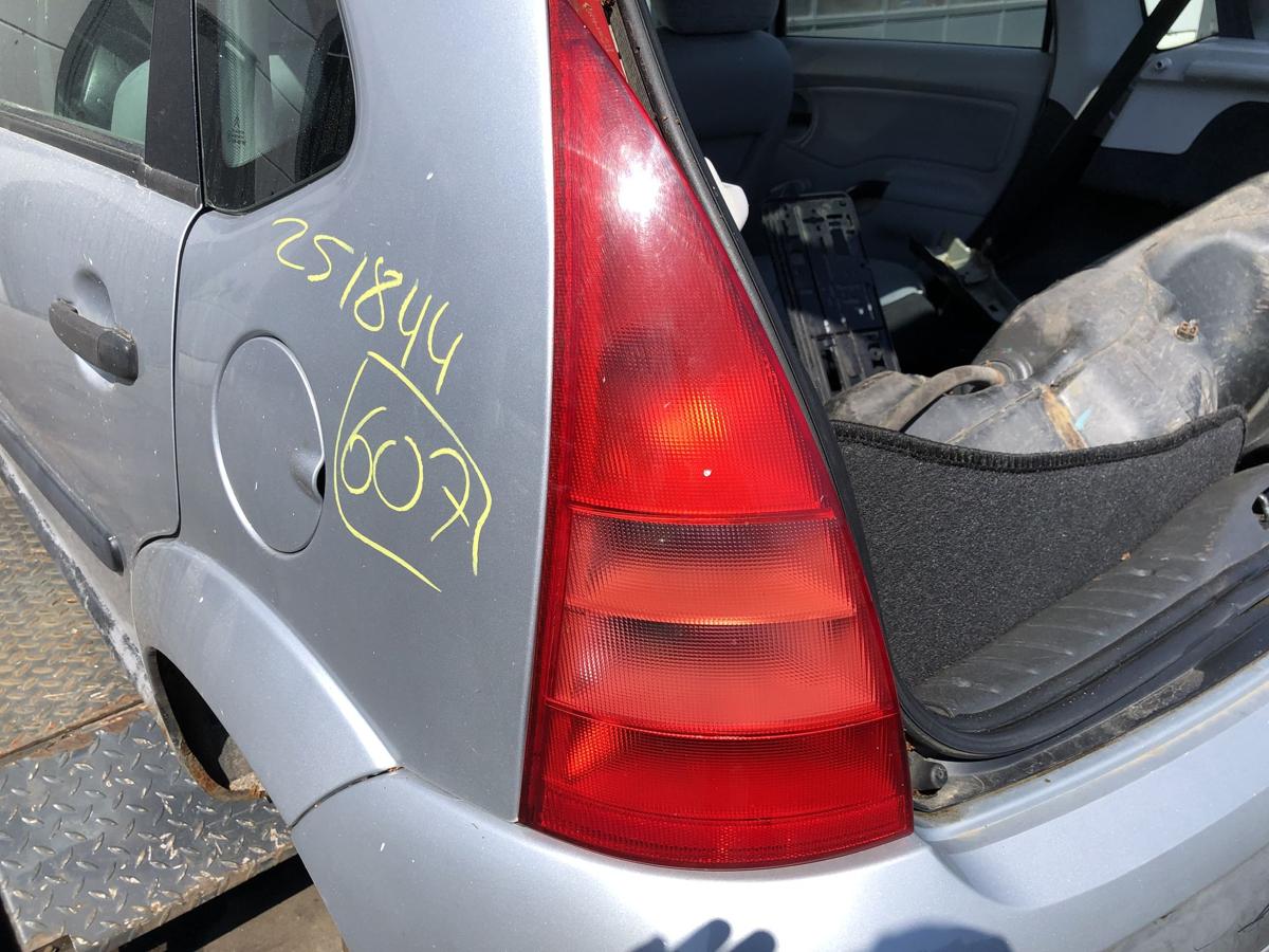 Citroen C3 original Rückleuchte links Heck/Schluss/Licht Bj 2003