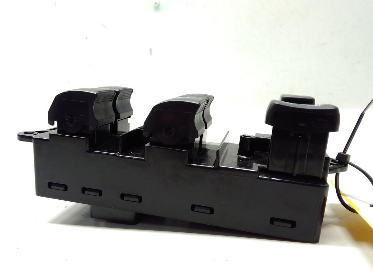 Mitsubishi Eclipse Cross original Schalter Fensterheber Fensterheberschalter links