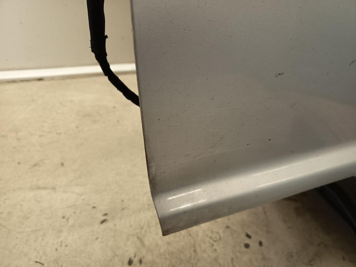 VW Golf IV original T&uuml;r links Fahrert&uuml;r LB7Z Satinsilber Metallic Baujahr 1999