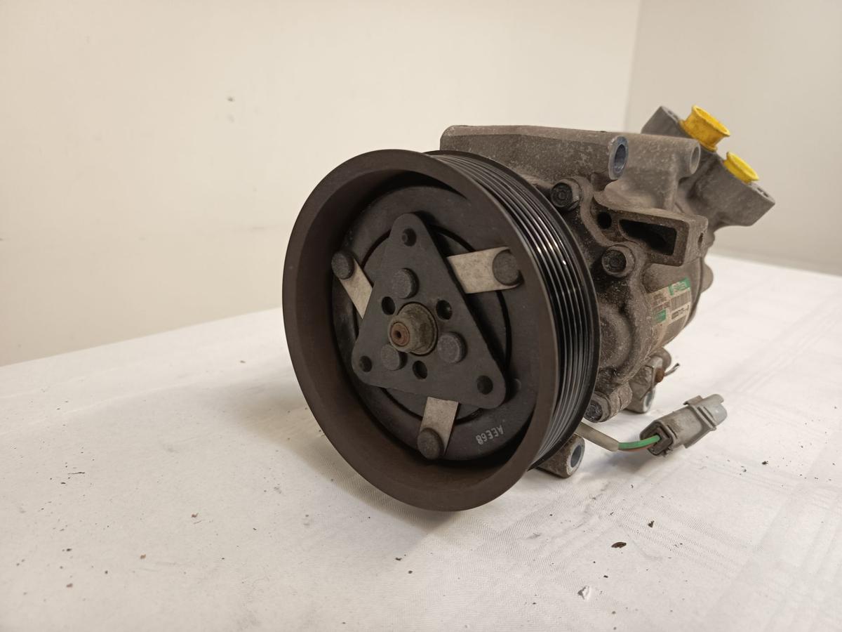 Renault Clio III orig Klimakompressor 8200357173 1,2 L 55KW Benzin Bj 2006