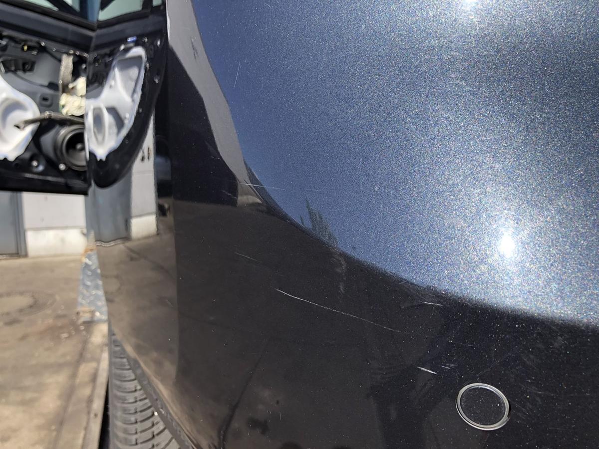 Renault Laguna III orig Stoßstange Fänger hinten/Heck B66 Graphitschwarz Bj 2010
