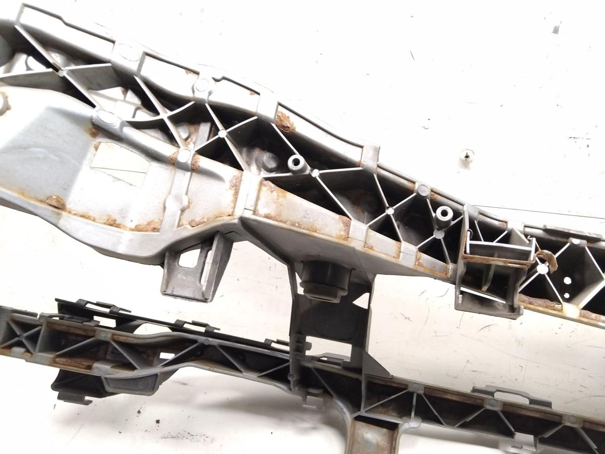 Ford Focus 2 DA3 original Schlo&szlig;tr&auml;ger Frontmittelteil Bj.2007