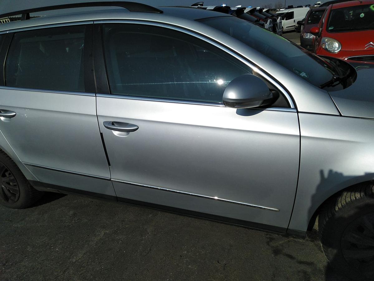 VW Passat 3C B6 T&uuml;r vorn rechts Beifahrert&uuml;r reflexsilbermetallic LA7W Bj.2010
