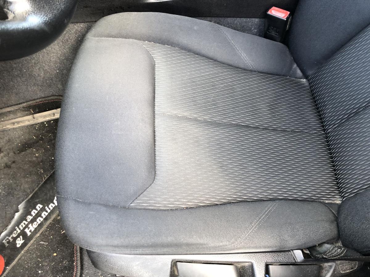 BMW 1er F20 Sitz vorn links Fahrersitz Stoff mit Heizung Autositz Stoffsitz
