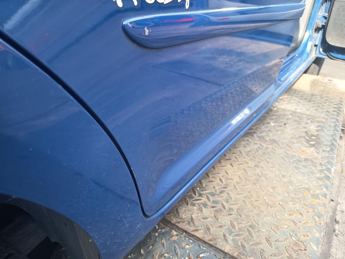 VW Touran GP 1T original T&uuml;r hinten rechts Fond Rohbau L5M Indienblau Bj 2009