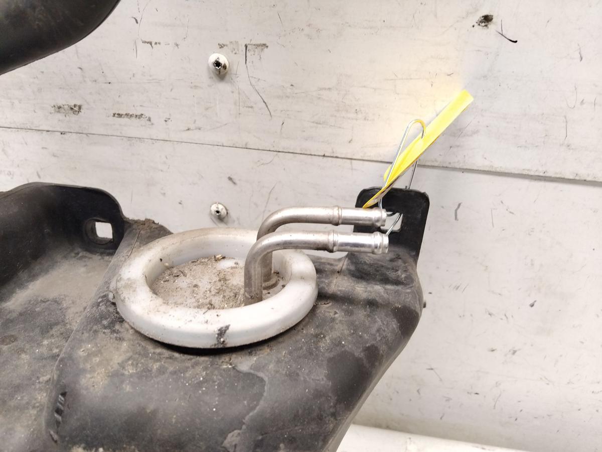 Mercedes Vito 447 original Waschwasserbeh&auml;lter beheizt mit Pumpe Geber Bj.2014