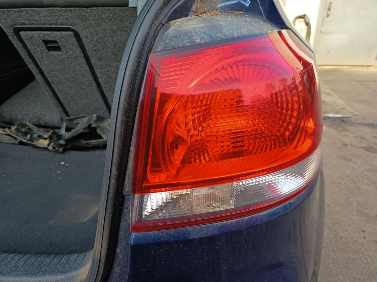 VW Golf VI 5K1 original R&uuml;ckleuchte rechts aussen Limo kein LED Bj 2011