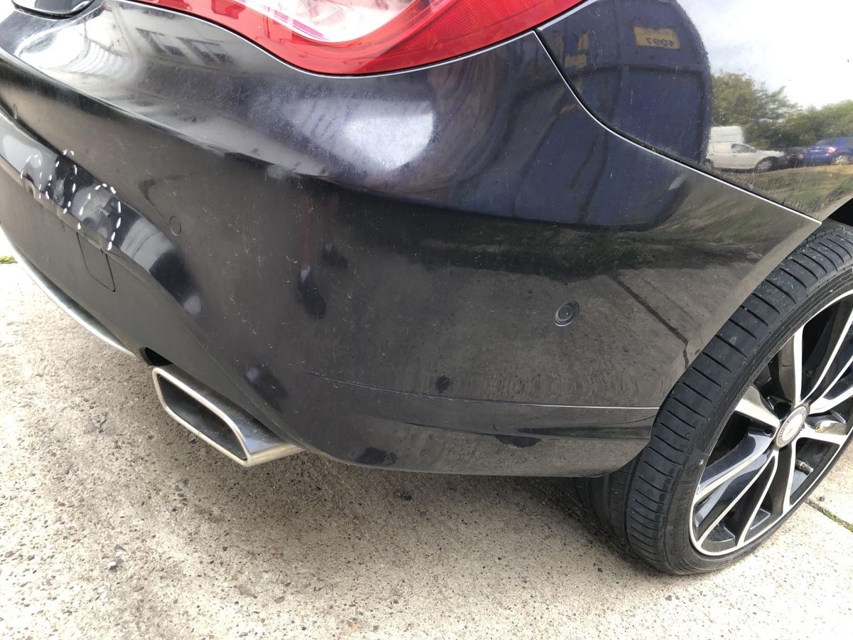 Mercedes CLA C117 bis 16 Sto&szlig;f&auml;nger hinten Hecksch&uuml;rze Coupe URBAN Besch&auml;digt