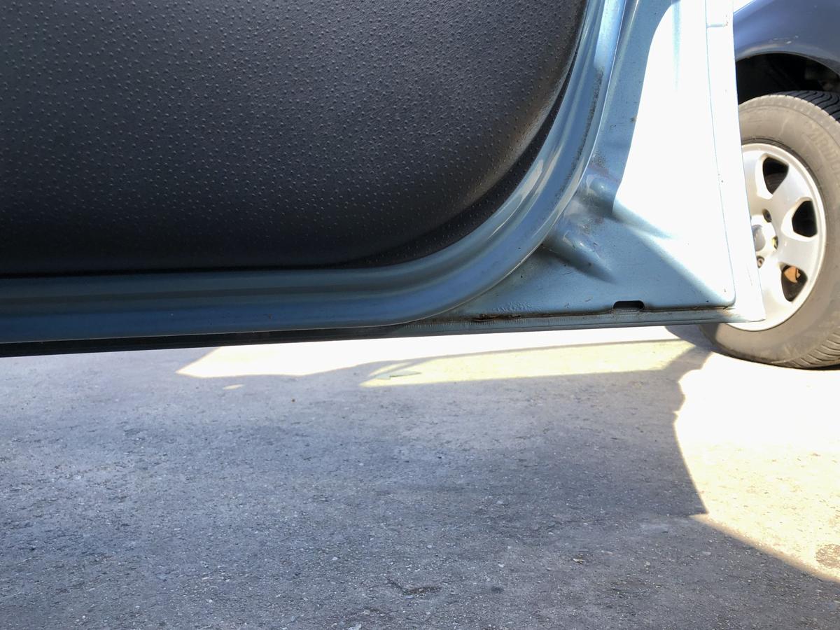 Citroen C3 Typ F T&uuml;r vorne rechts Beifahrert&uuml;r Rohbau KMY Lucia Blau Metallic