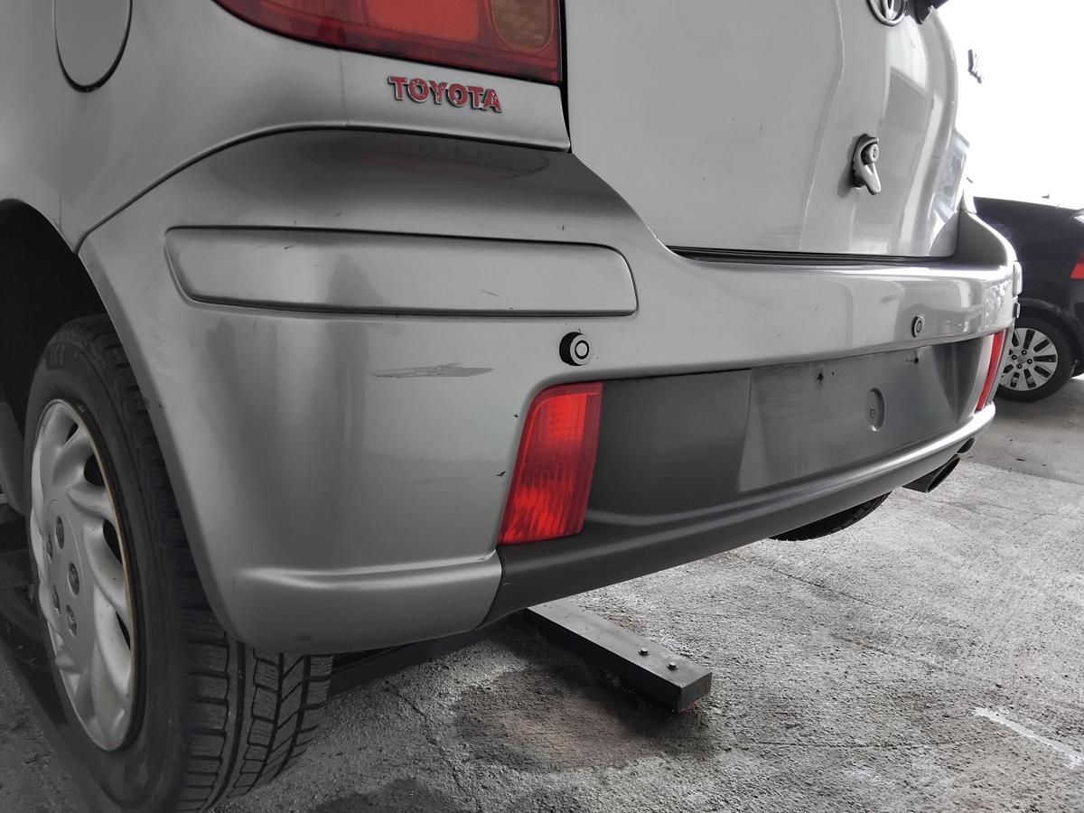 Toyota Yaris P1 Sport orig Sto&szlig;stange Stossf&auml;nger hinten Facelift PDC BJ2004