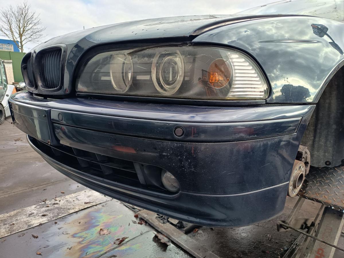 BMW E39 original Sto&szlig;stange F&auml;nger vorn Front 317/5 Orientblau Bj 2003