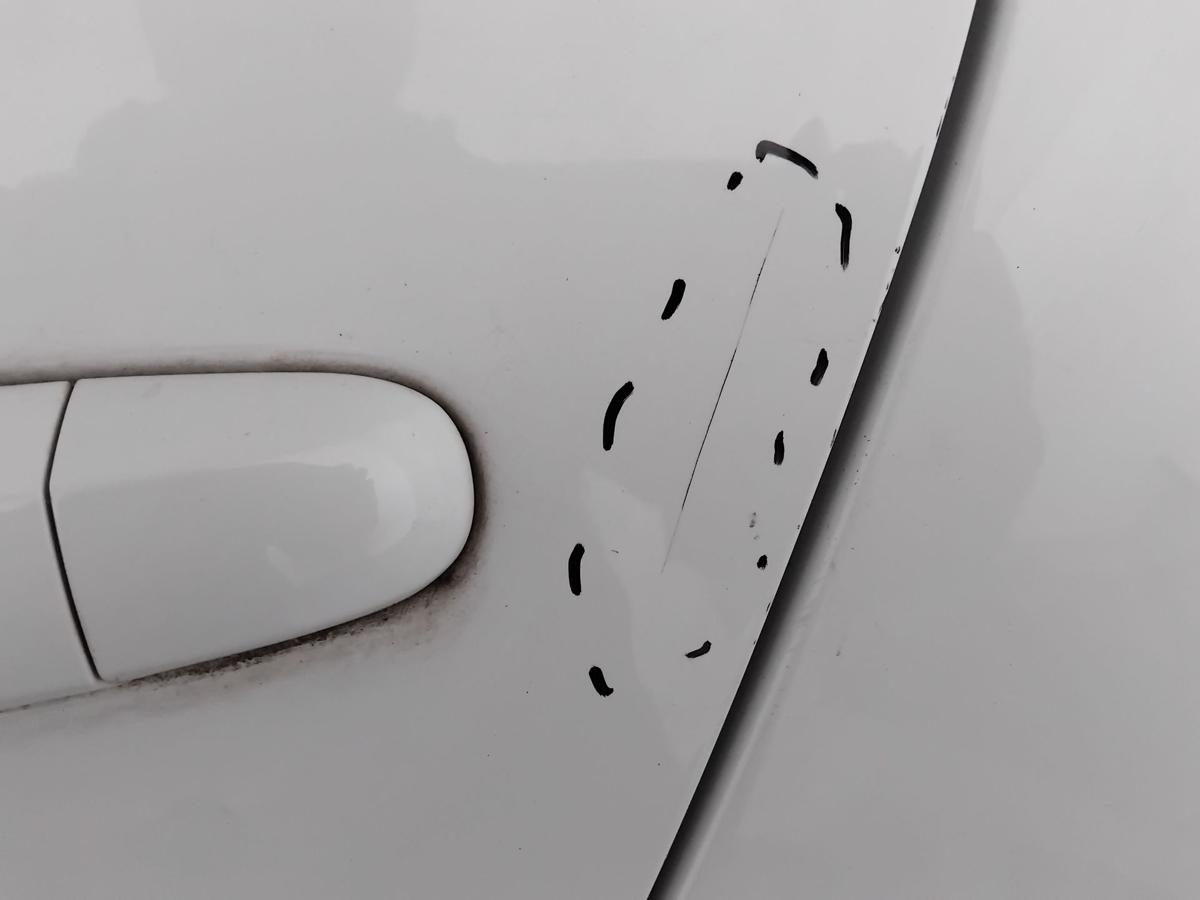 Hyundai i30 CW Kombi Tür hinten links weiss 7F BJ2010 tschechische Produktion