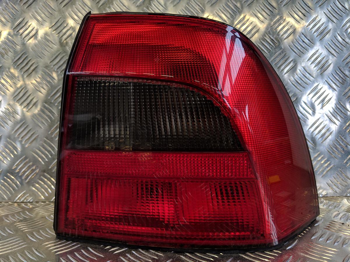 Opel Vectra B ab99 original Rückleuchte rechts Limo Rücklicht