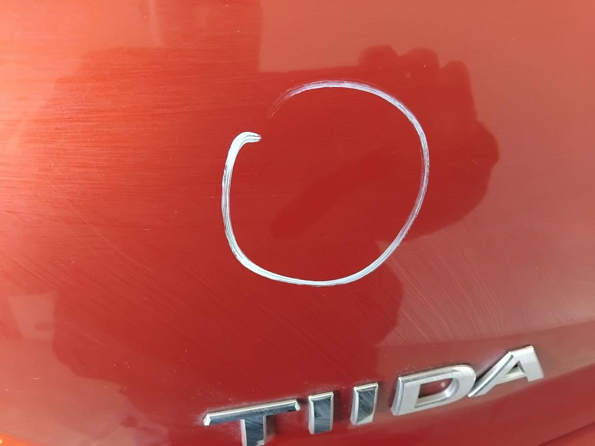 Nissan Tiida C11 Heckklappe NAC New Red 5-t&uuml;rig Schr&auml;gheck mit Scheibe BJ2009