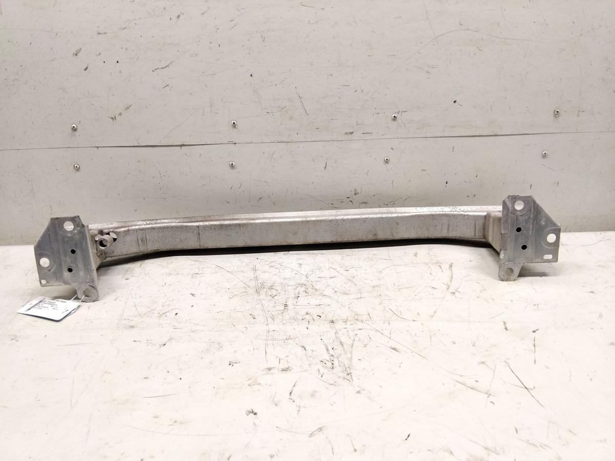 Renault Clio 3 original Tr&auml;ger Sto&szlig;f&auml;nger Sto&szlig;stange vorn 8200834849 BJ2011