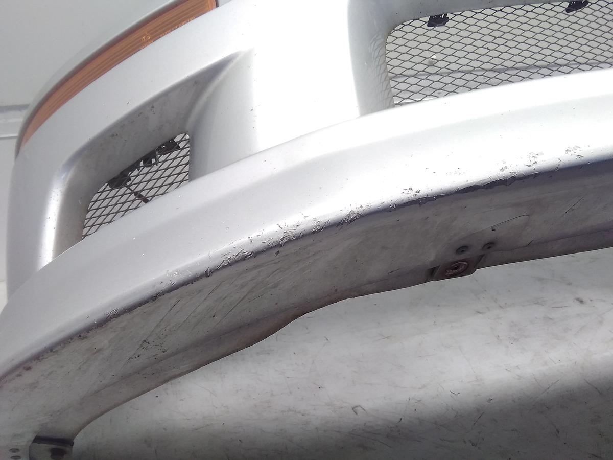 Mitsubishi Space Runner N60 original Sto&szlig;f&auml;nger Sto&szlig;stange vorn