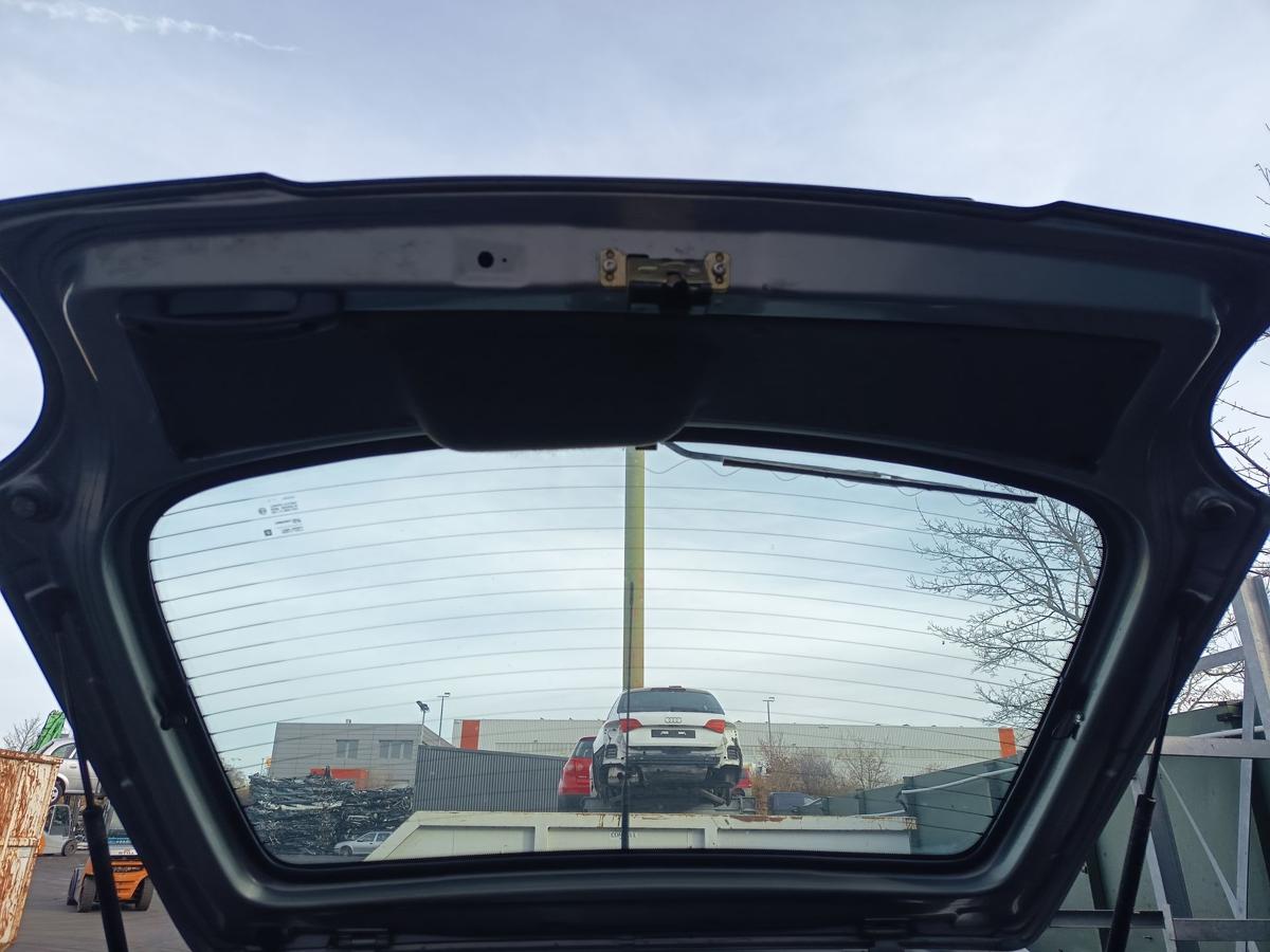 Opel Corsa B S93 Bj 1996 original Heckklappe mit Scheibe Z140-graumet.