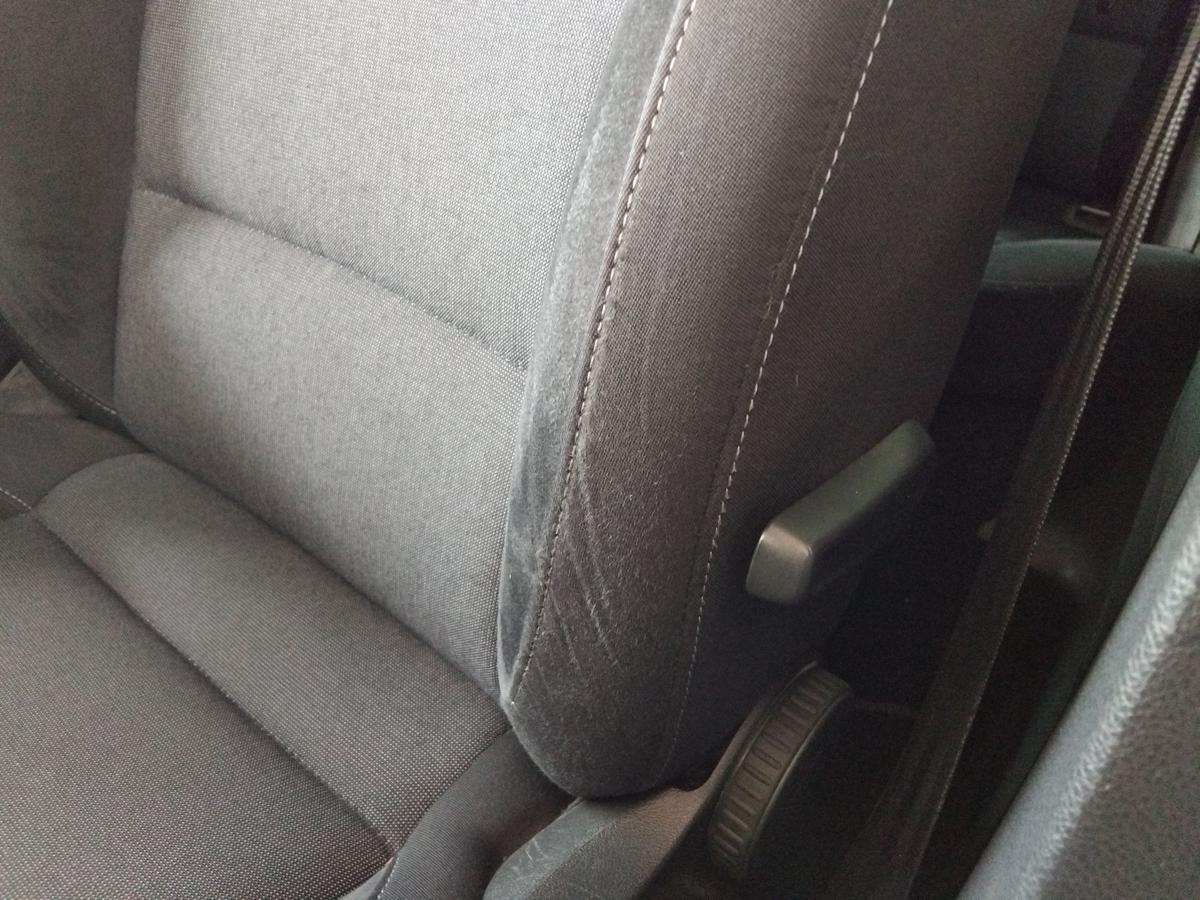 VW Golf 6 original Sitz vorn links Fahrersitz Stoff Dunkelgrau 5-Türer BJ2012