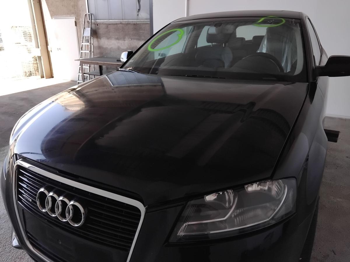 Audi A3 8P original Motorhaube Deckel vorn Facelift LY9B Brillantschwarz BJ2010