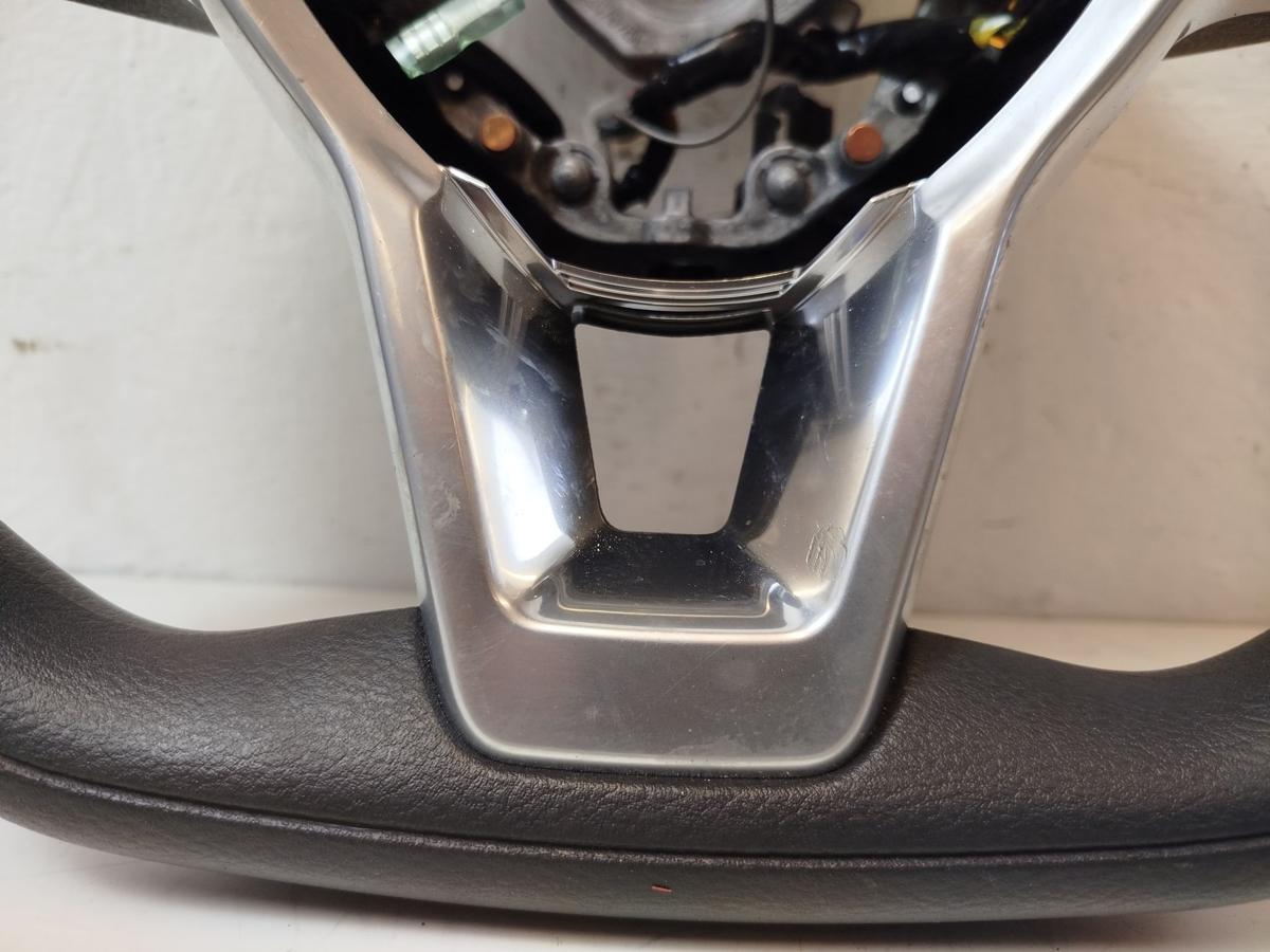 Nissan Micra K14 Lenkrad Plastiklenkrad 3 Speichen mit Mufu kein Leder