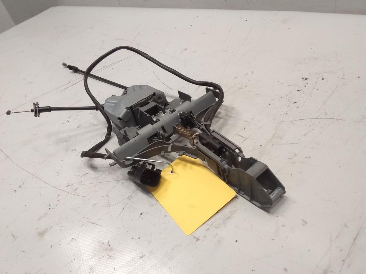 Volvo V70 III original Halter Konsole T&uuml;rgriff vorn links f&uuml;r Keyless Bj.2010