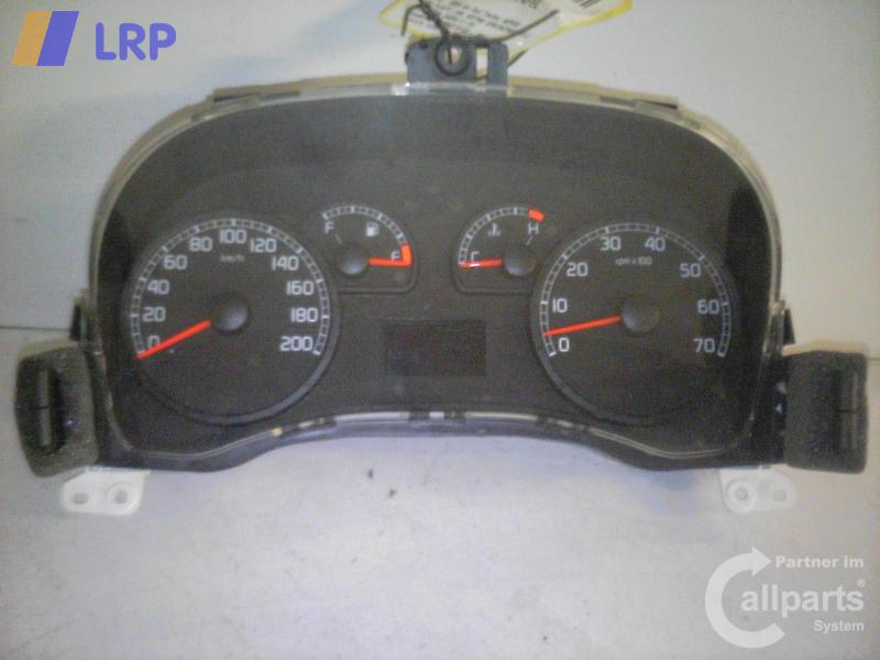 Fiat Punto 188 original Kombiinstrument Tacho 503000460300 BJ2004