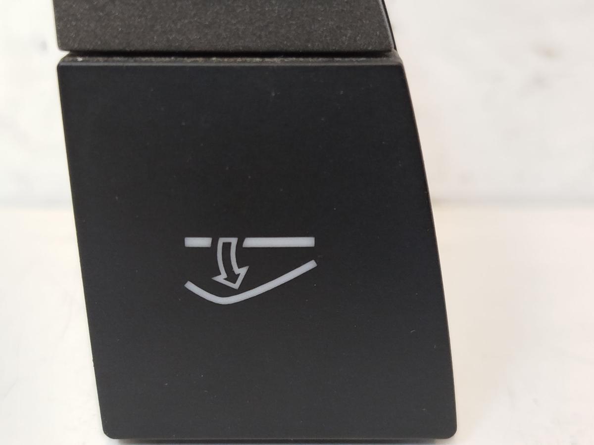 Audi A6 4F Taster Schalter Öffner Handschuhfach Handschuhkasten elektr MMI