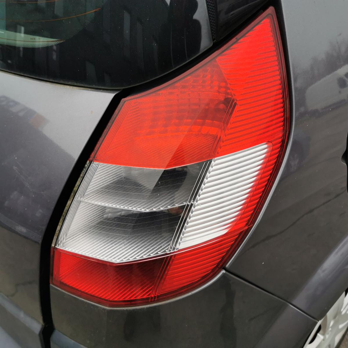 Renault Scenic II 2 JM Rückleuchte Schlussleuchte Rücklicht hinten rechts