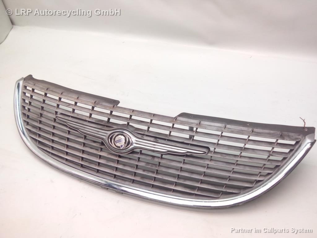 Chrysler Voyager RG original Grill Kühlergrill BJ2002 04857522AA