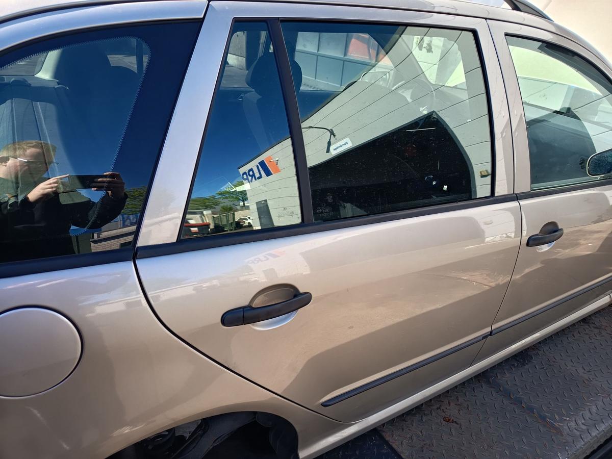 Skoda Fabia 6Y Kombi original T&uuml;r hinten rechts 9201 Sahara Beige Bj 2004