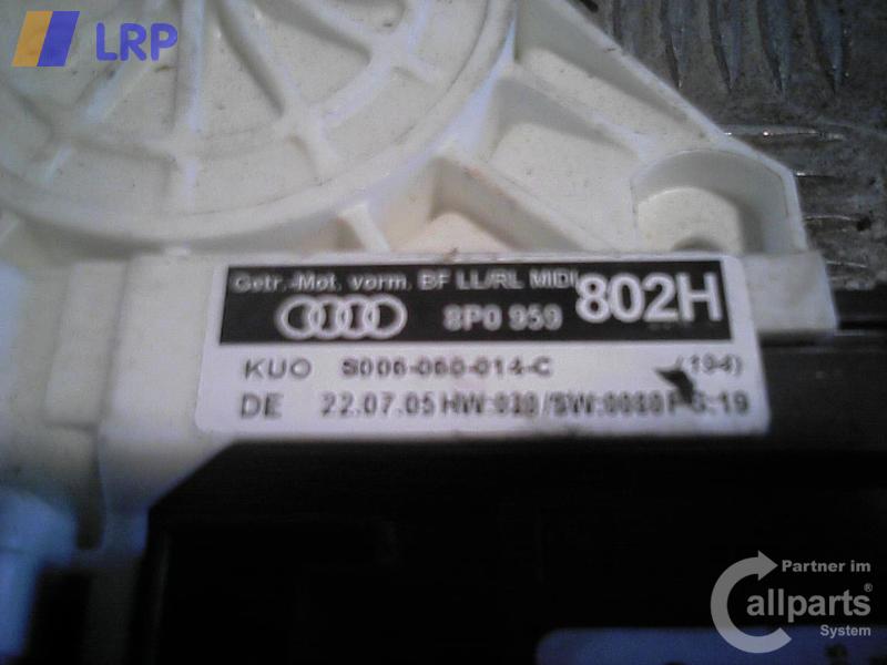 Audi A3 8P Fensterhebermotor Tür vorn rechts 8P0959802H KÜSTER BJ2005