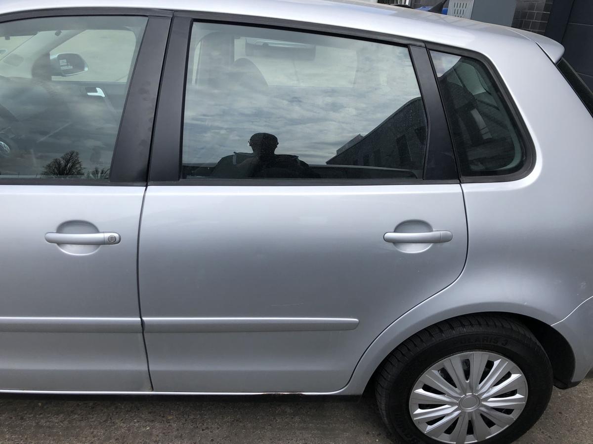 VW Polo 9N3 T&uuml;r hinten links Fondt&uuml;r LA7W Reflexsilber Metallic