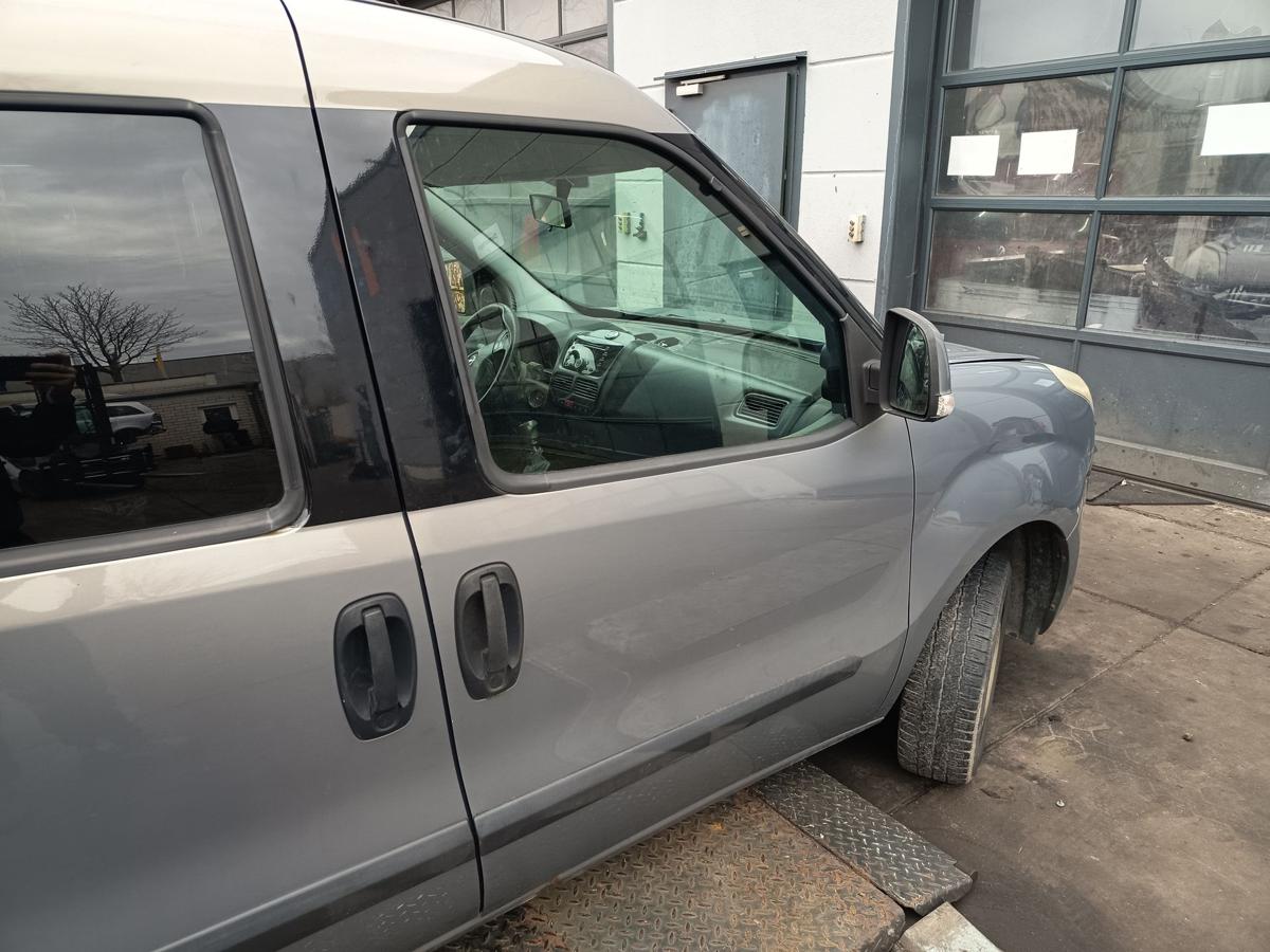 Opel Combo D original T&uuml;r vorne rechts GJM Grau Baujahr 2012