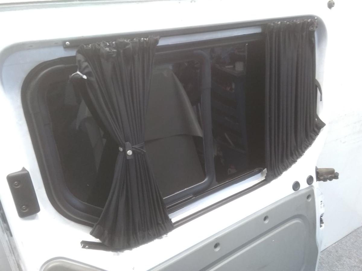 Opel Vivaro A Schiebetür rechts 10U Casablancaweiss inkl. Schiebefenster BJ2003