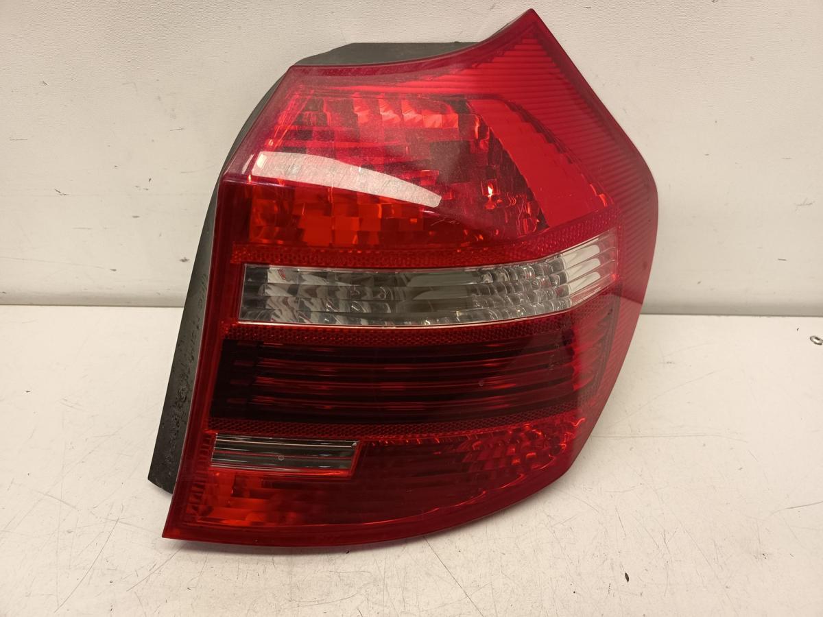BMW 1er E87 original Rueckleuchte Rechts Heckl Fond Baujahr 2005